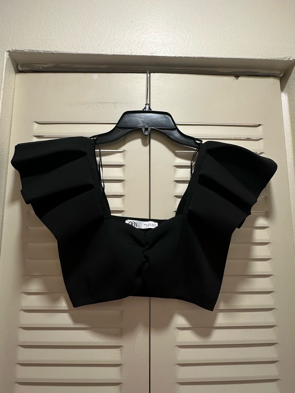 Zara Black Structured Ruffle Crop Top